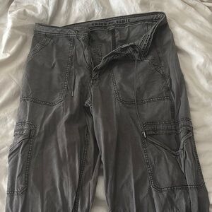 American Eagle Outfitters Women’s Gray Cargo Pants